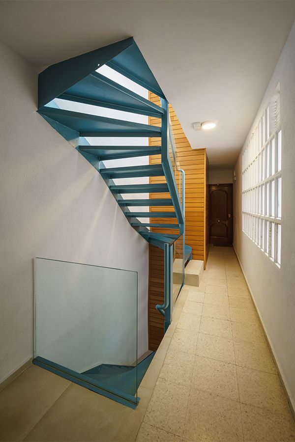 ESCRITOR-RAFAEL-PAVON-1-4